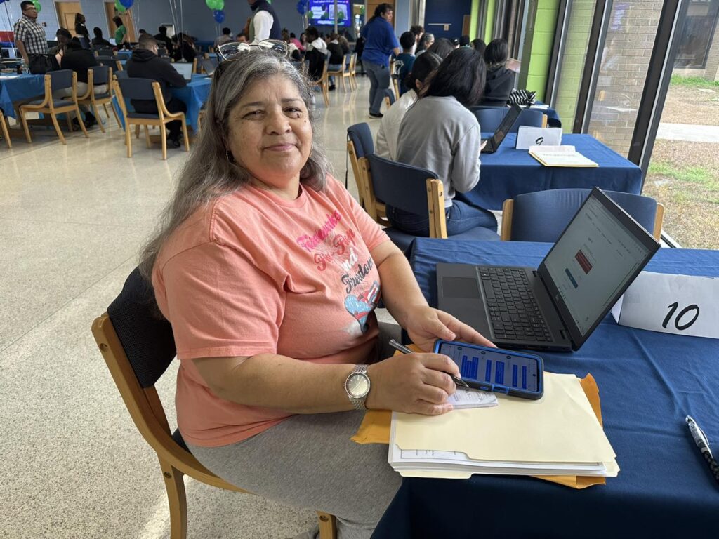 FAFSA Day is February 22 at RCC, $500 scholarship, laptop to be given away