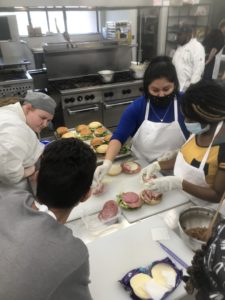 Red Springs High School gets lesson in culinary arts