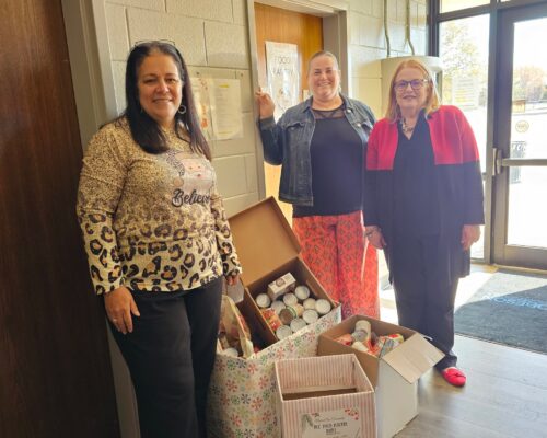 RCC's Students Helping Other People hold food drive during holidays