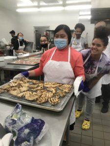 Red Springs High School gets lesson in culinary arts