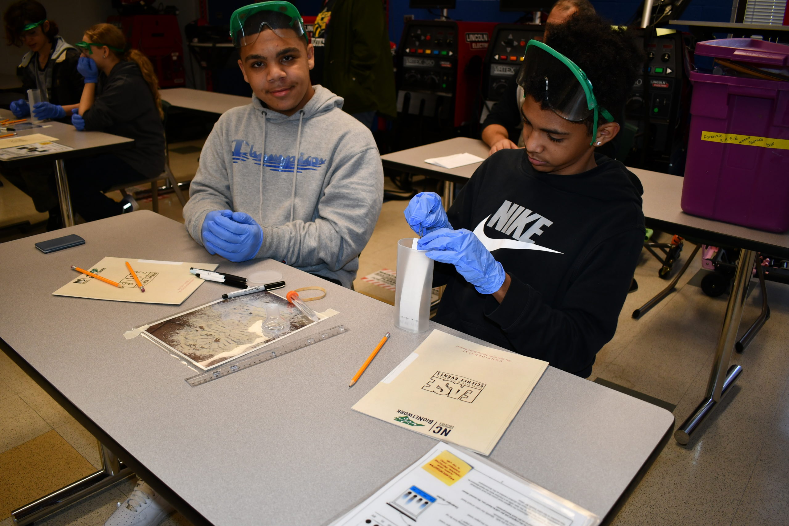Littlefield Middle School takes part in Bionetwork Photos