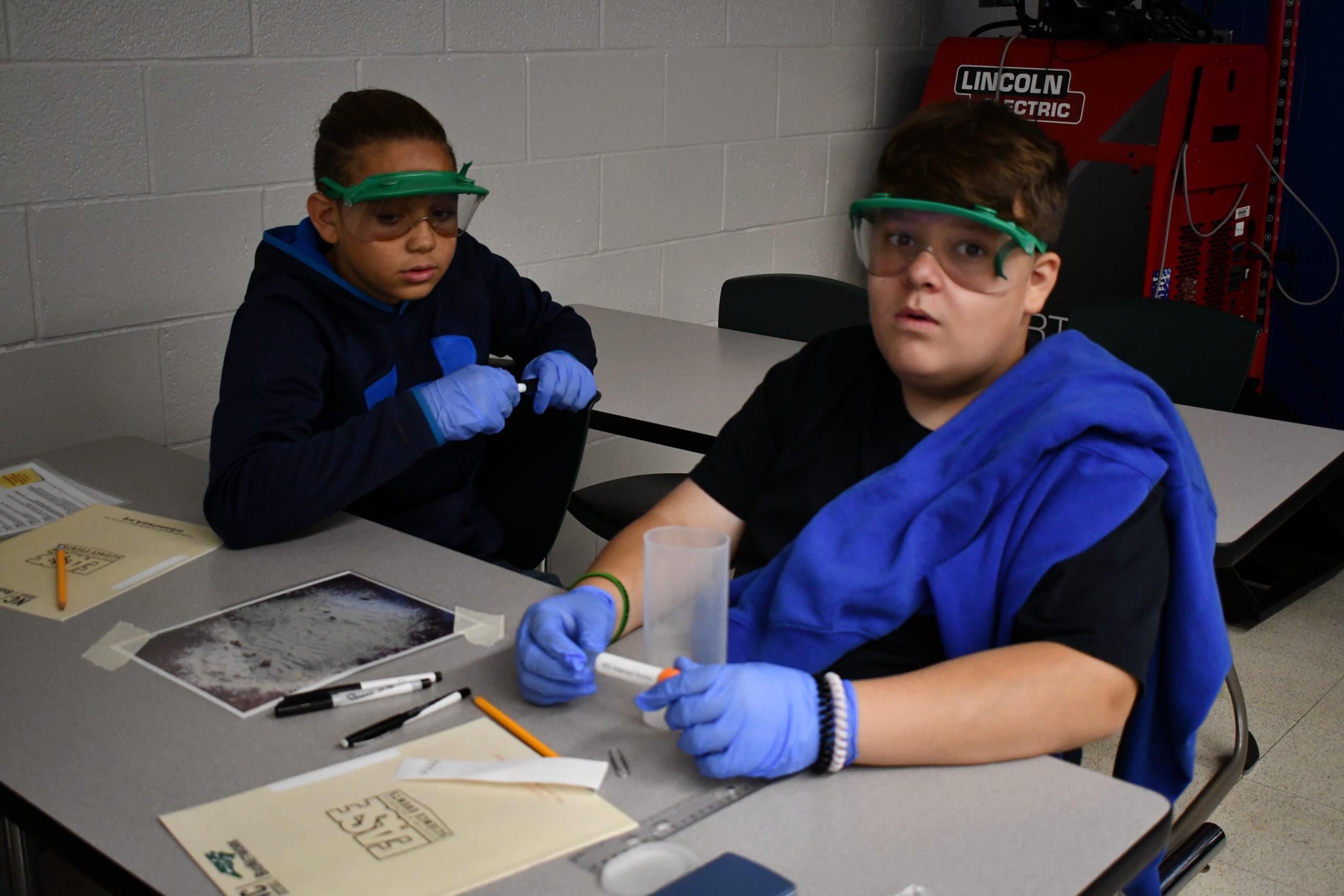 Littlefield Middle School takes part in Bionetwork Photos