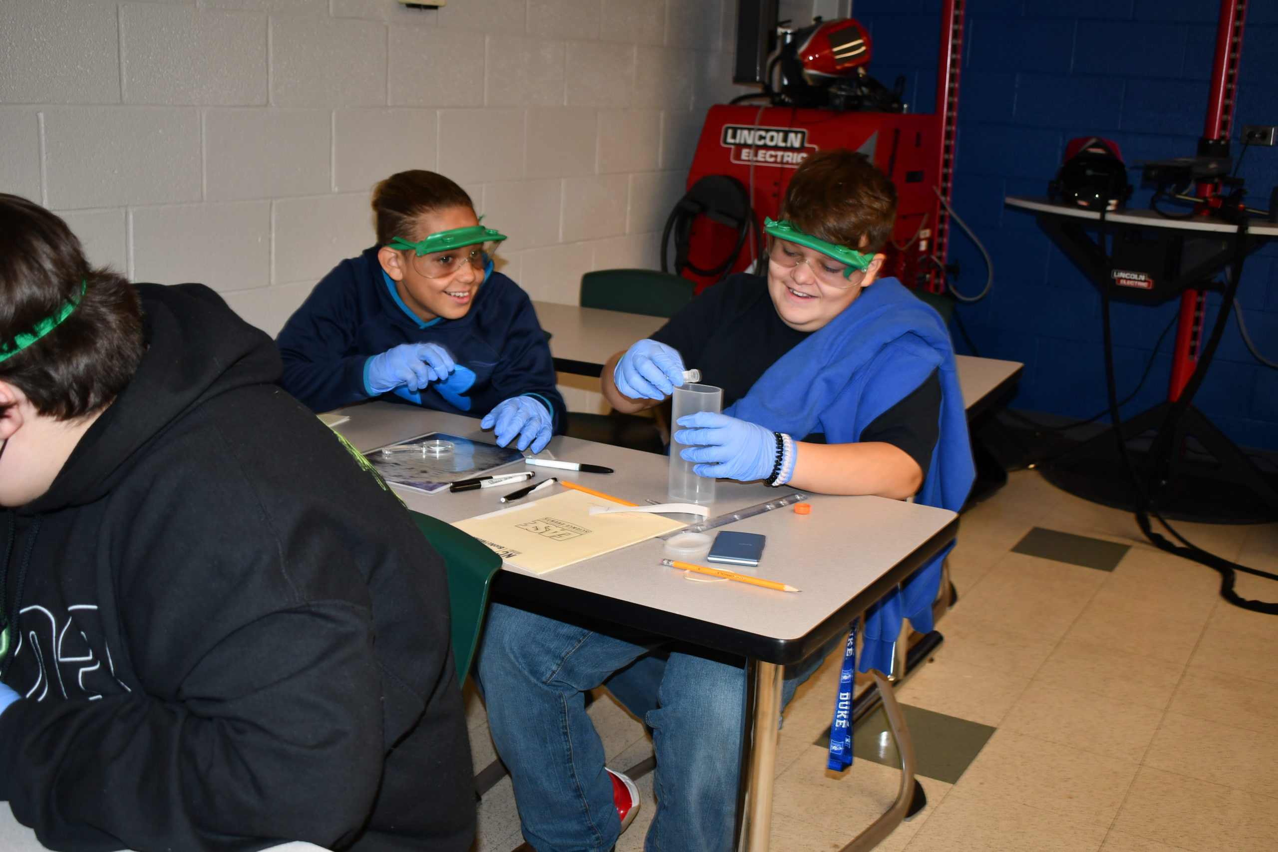 Littlefield Middle School takes part in Bionetwork Photos