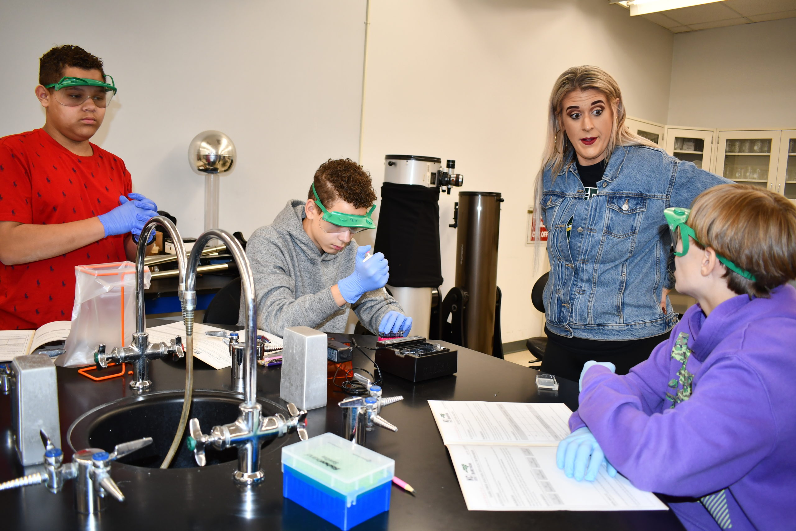 Littlefield Middle School takes part in Bionetwork Photos