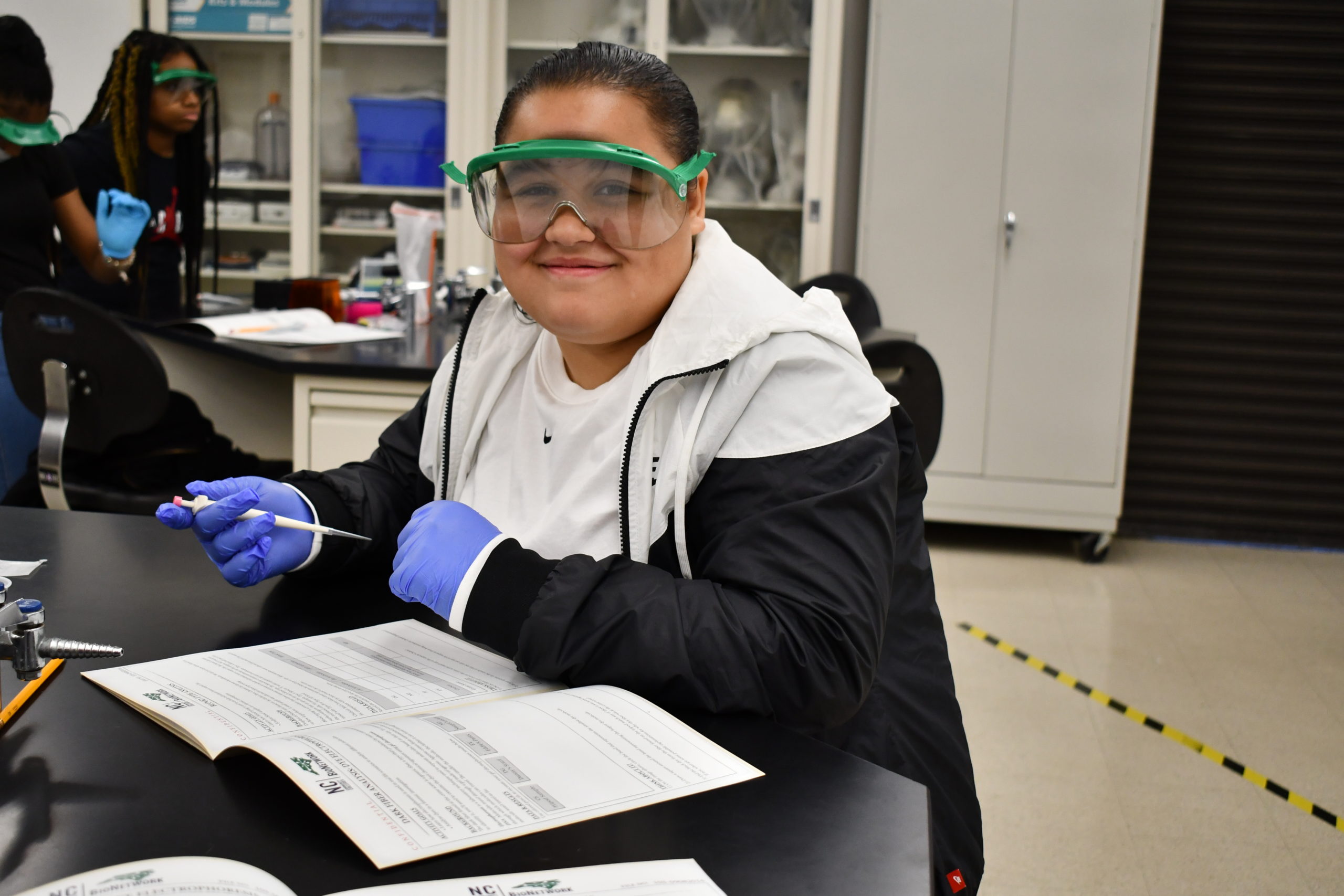 Littlefield Middle School takes part in Bionetwork Photos