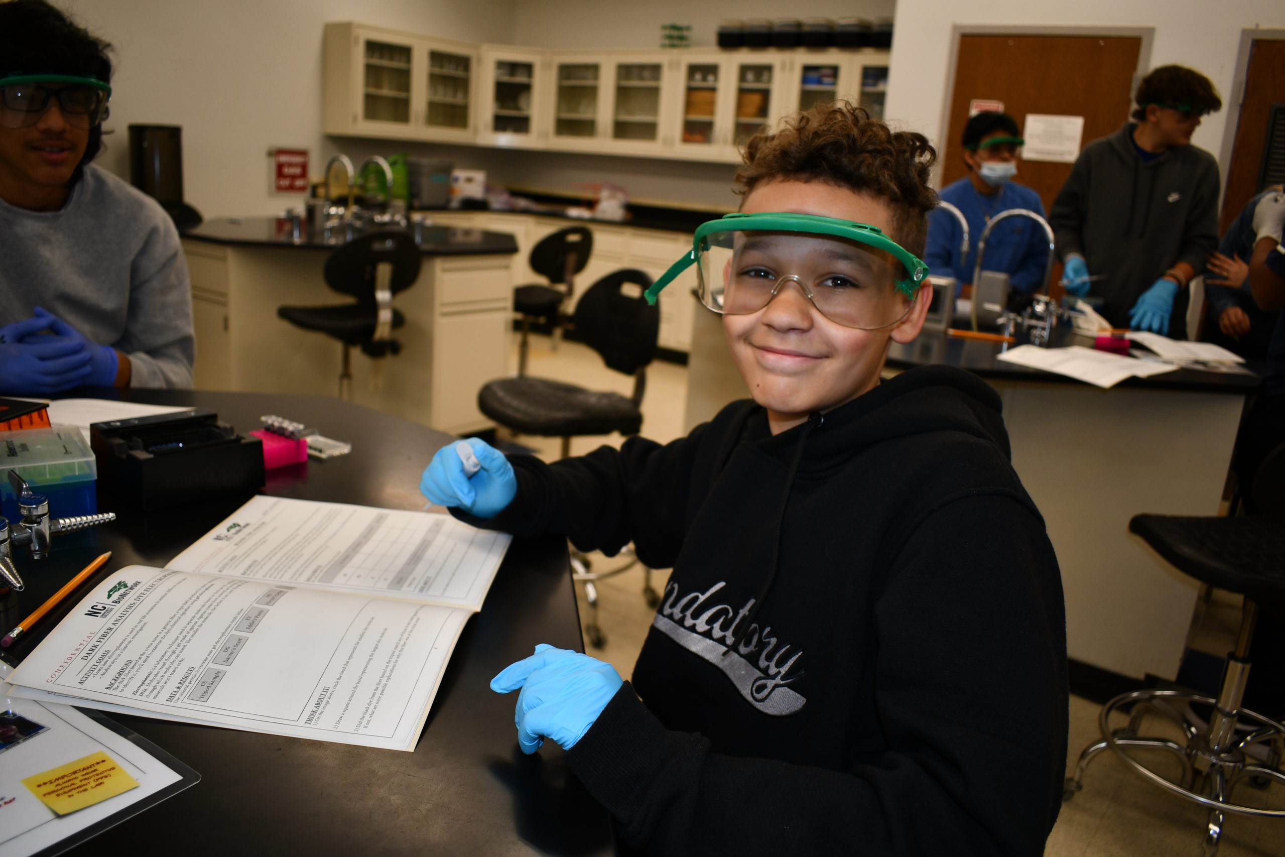 Littlefield Middle School takes part in Bionetwork Photos