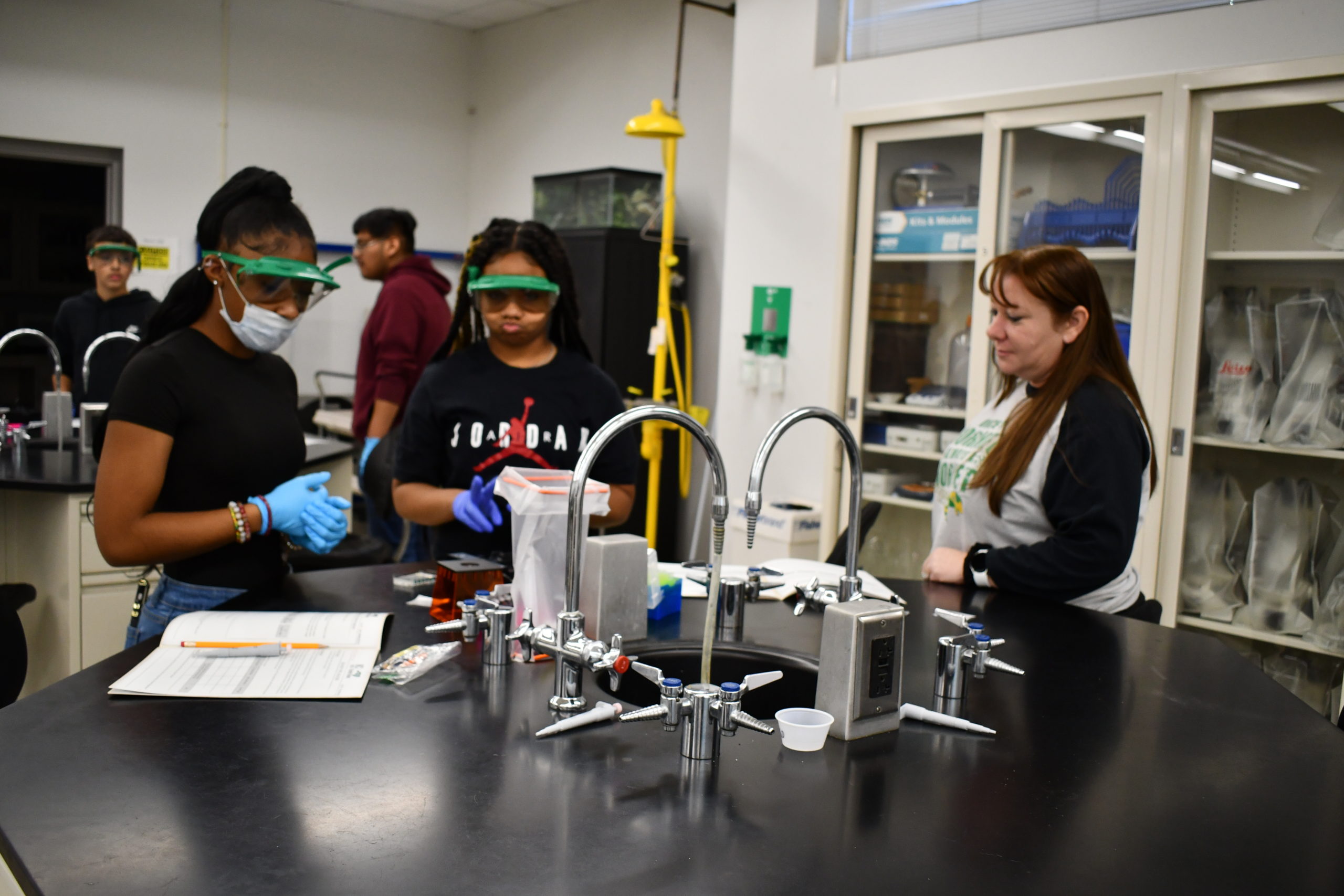 Littlefield Middle School takes part in Bionetwork Photos