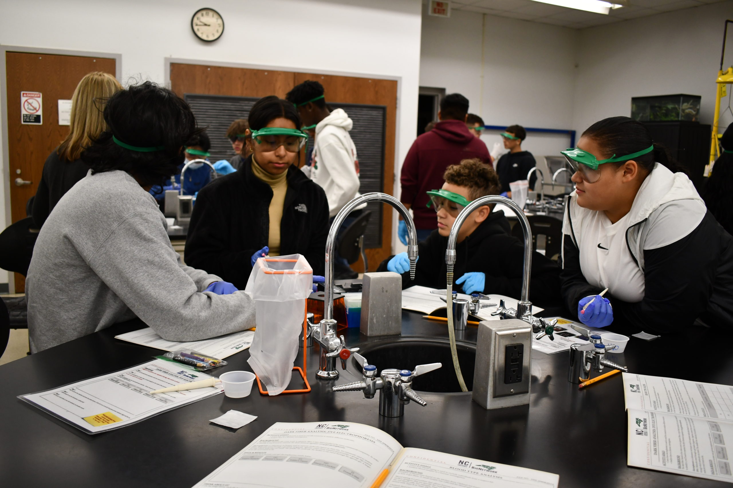 Littlefield Middle School takes part in Bionetwork Photos