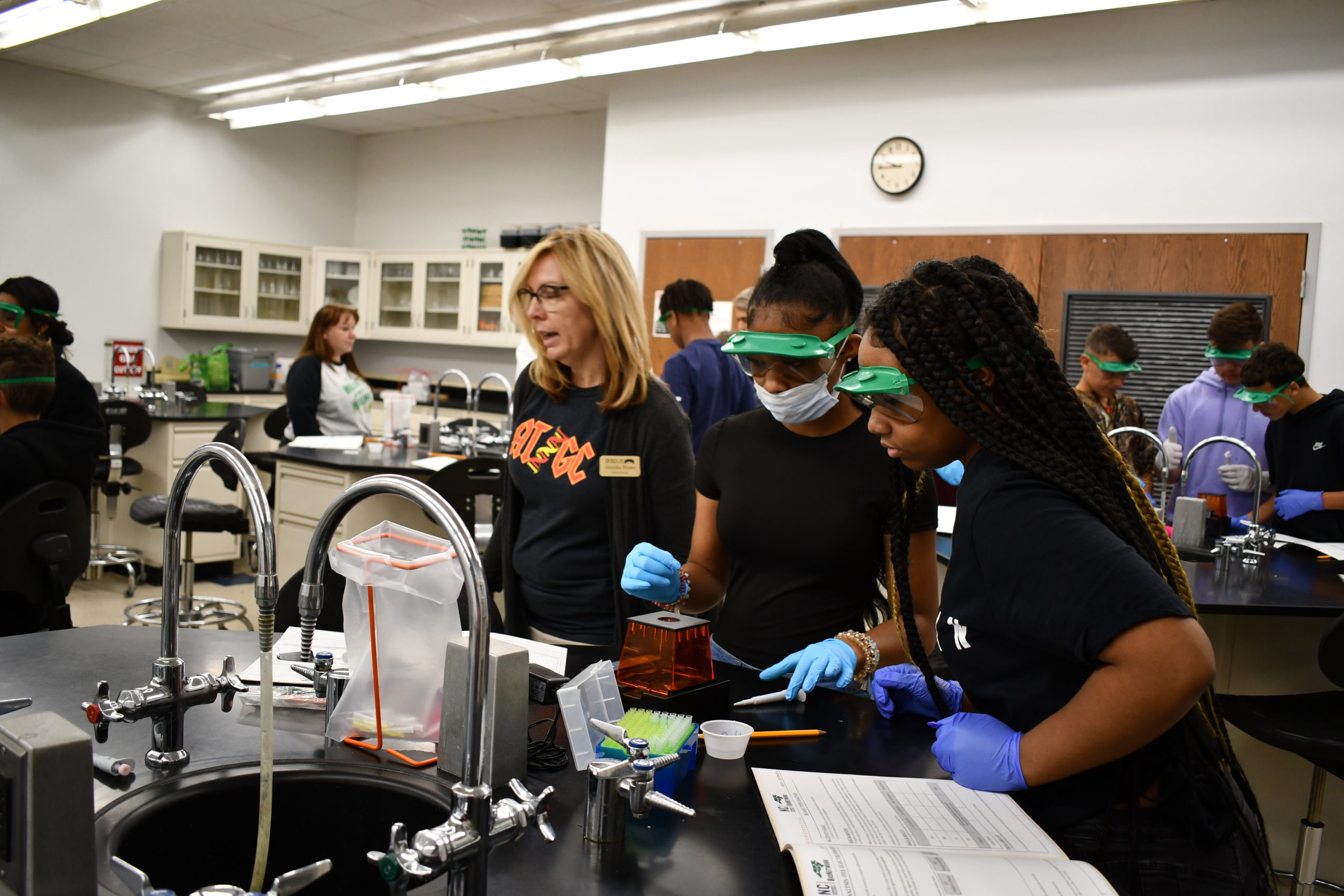 Littlefield Middle School takes part in Bionetwork Photos
