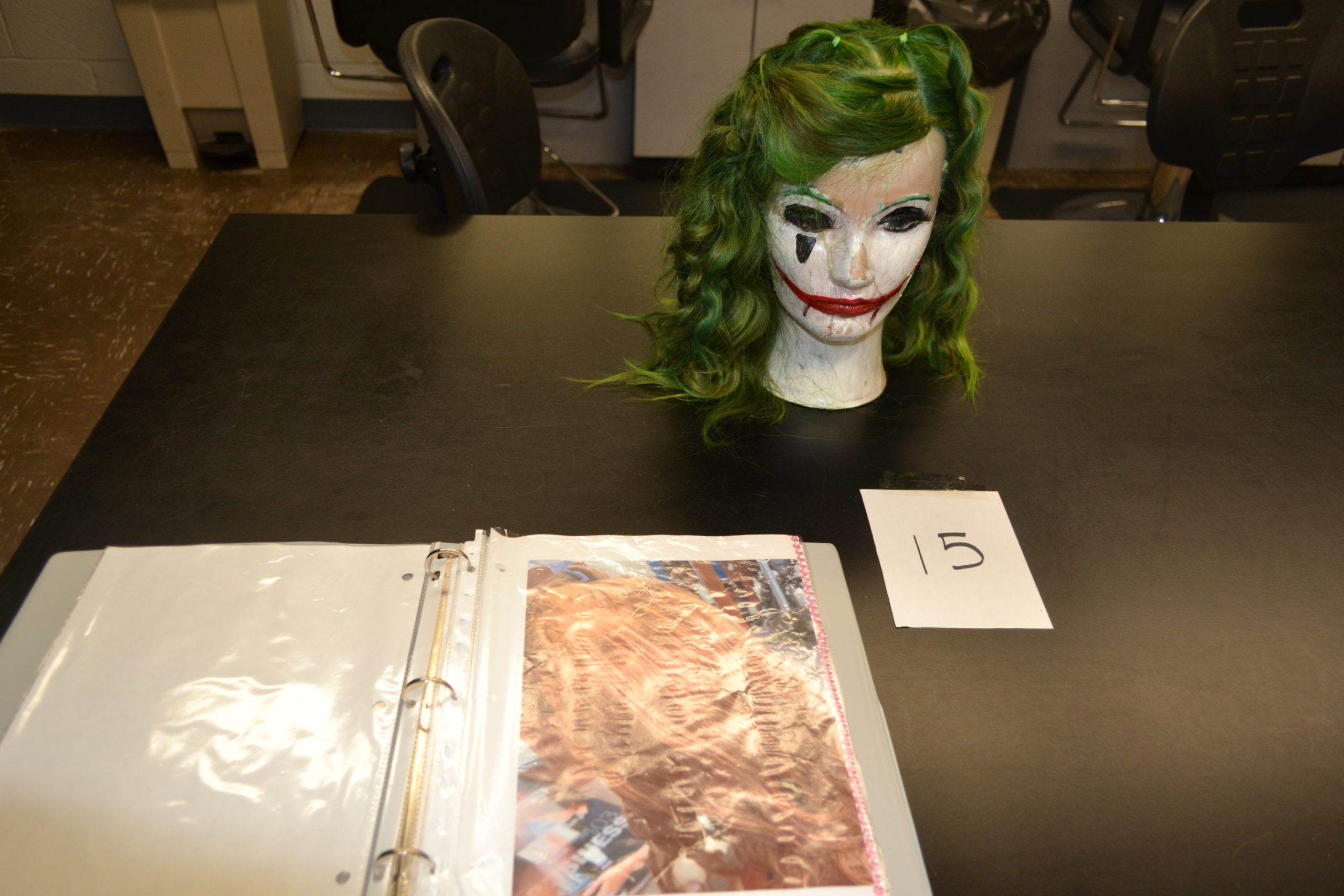 Cosmetology fantasy displays