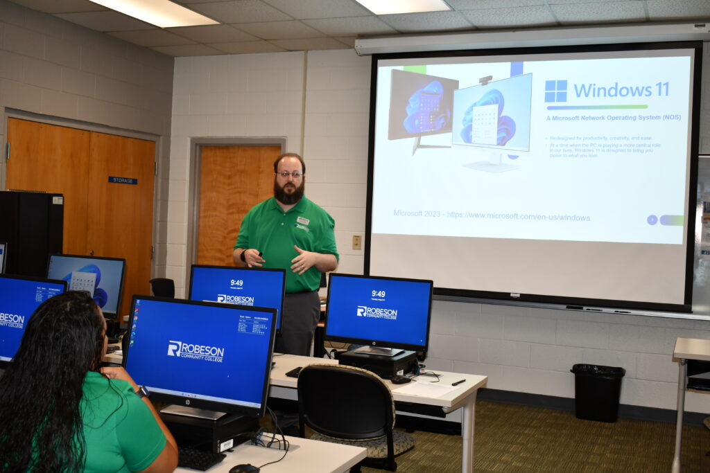 Convocation-2023 faculty, Windows 11 showcase