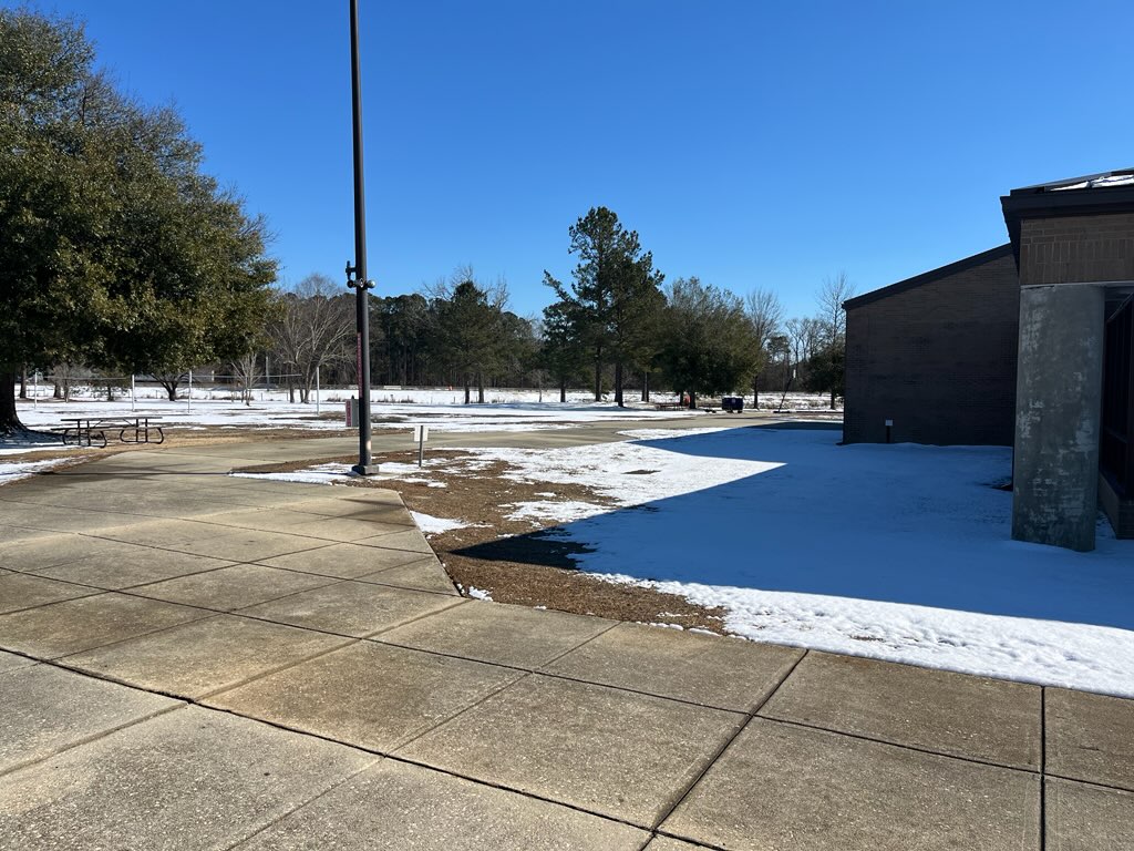 Snow on RCC Campus